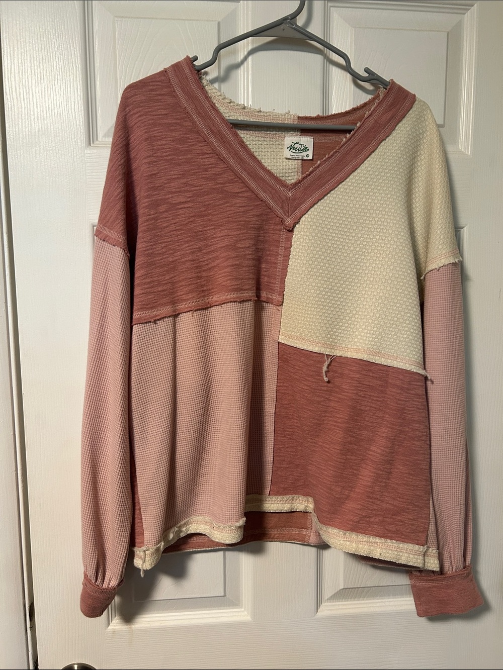 Mixed-Paneled Scoop Neck Sweater - Pink/Cream